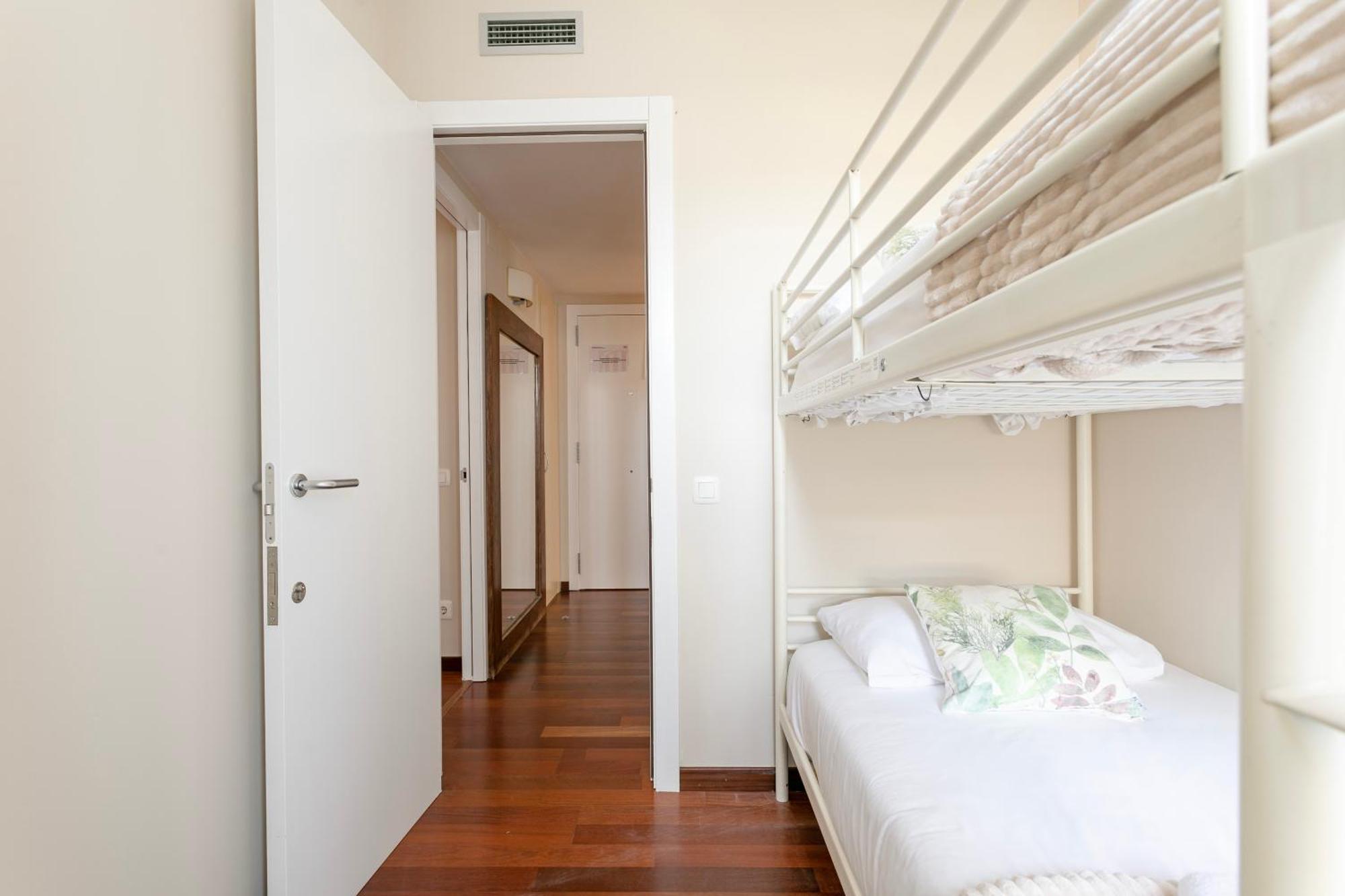 Apartament Ab Diagonal San Adrián de Besós Zewnętrze zdjęcie